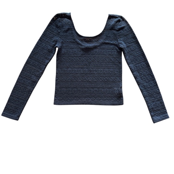 American Eagle Outfitters Tops - American Eagle Gray Crochet Long Sleeve Crop Top Size Small